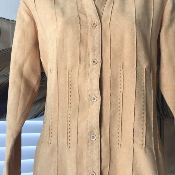 Front Detail and Button Front Detail Blouse - Picture 2 of 8